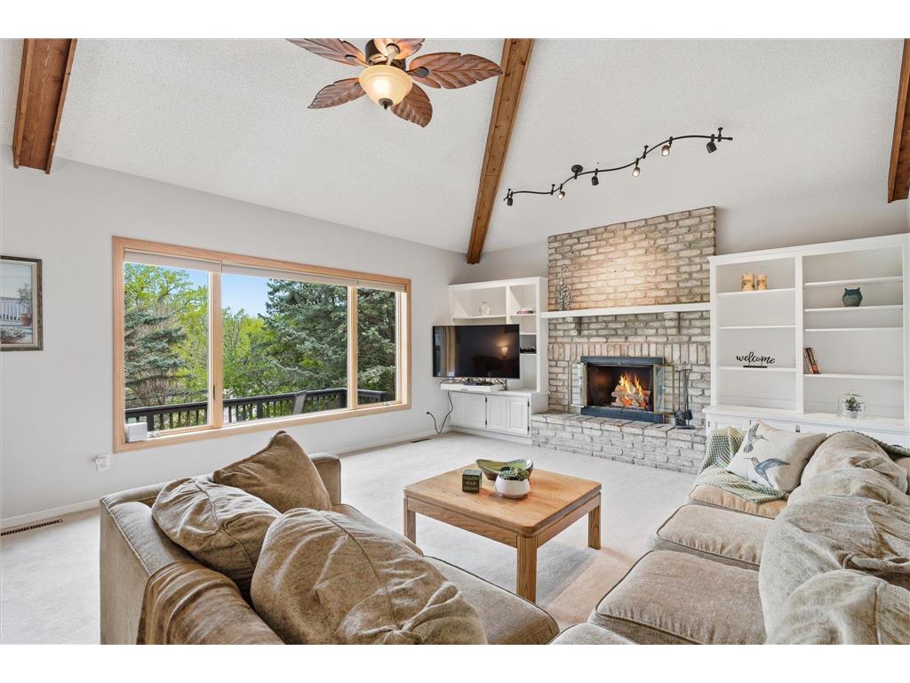2500 Highland View Avenue S Burnsville MN 55337 7074968 image6