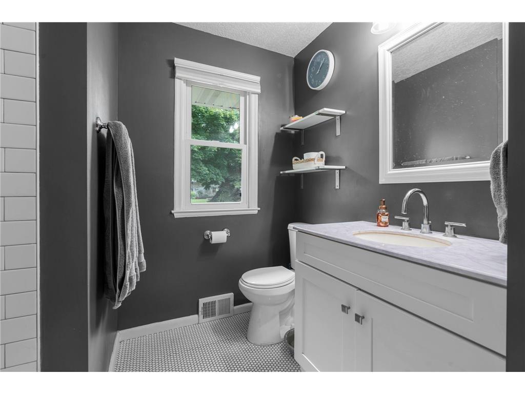 2500 Xylon Avenue S Saint Louis Park MN 55426 6806570 image22