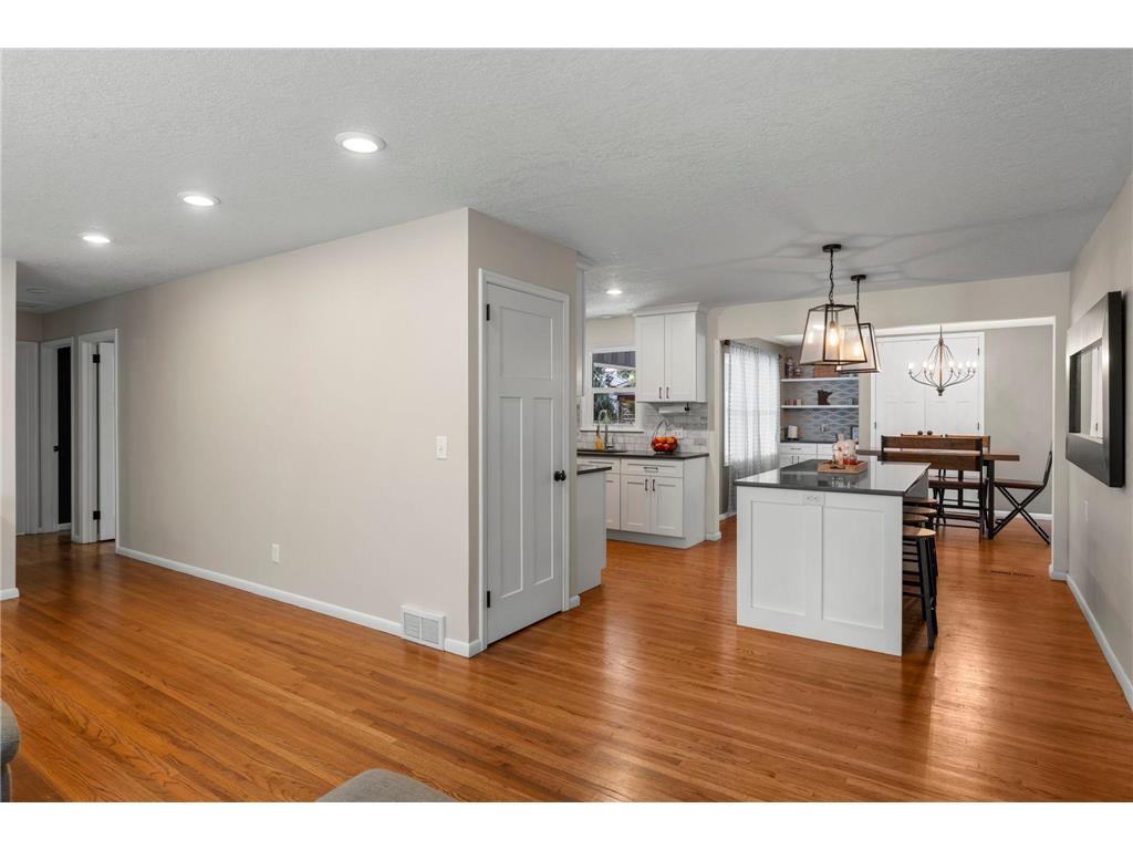 2500 Xylon Avenue S Saint Louis Park MN 55426 6806570 image7