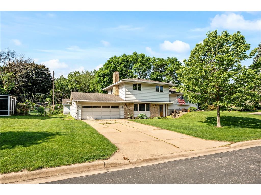 2501 Hayes Drive Burnsville MN 55337 6734992 image1