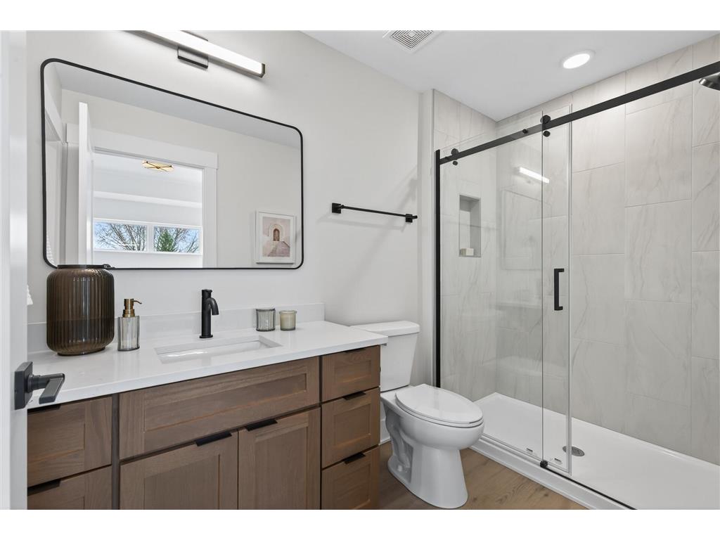 2501 Jansen Avenue White Bear Lake MN 55110 6707699 image27