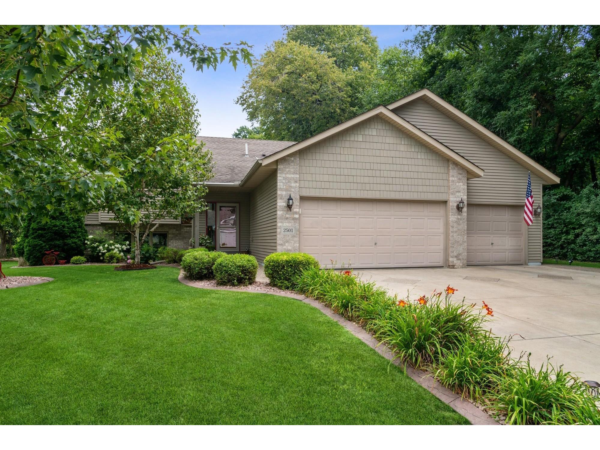 2501 Valley Drive, Northfield, MN, 55057 MLS 6081214 Edina Realty