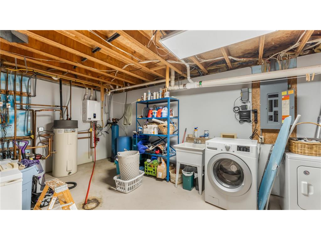 2502 Ranchwood Circle SE Alexandria MN 56308 - Burgen 6766112 image39