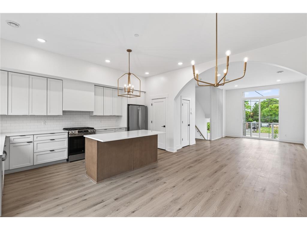 2503 Jansen Avenue White Bear Lake MN 55110 7077178 image1