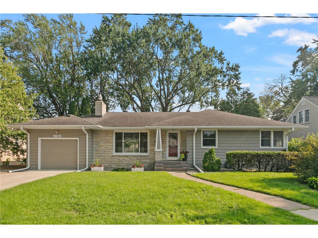 2504 30th Avenue NE Saint Anthony MN 55418 6410873 image1