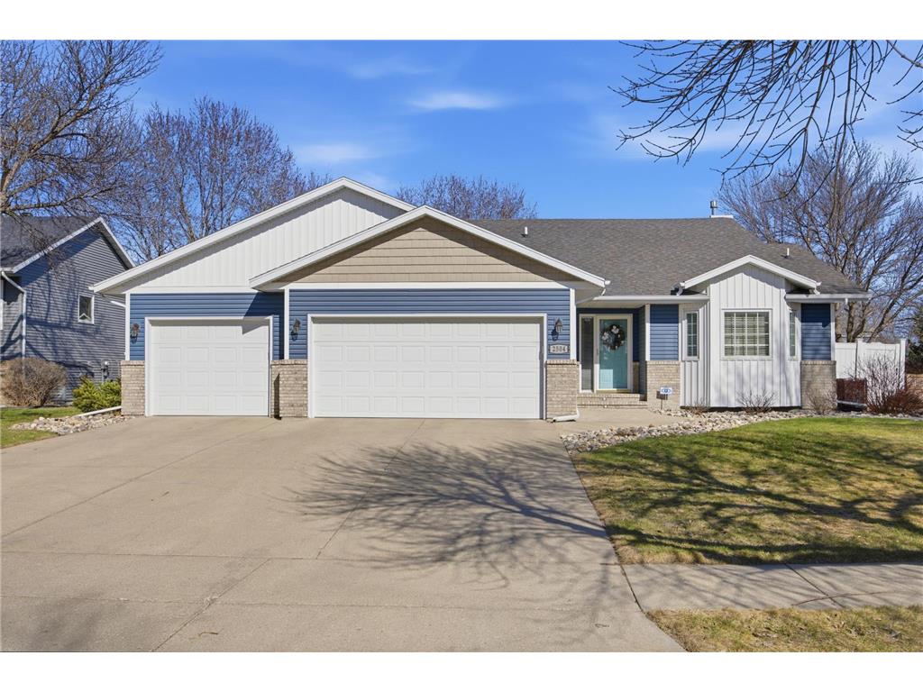 2504 33rd Street S Fargo ND 58103 7059915 image1