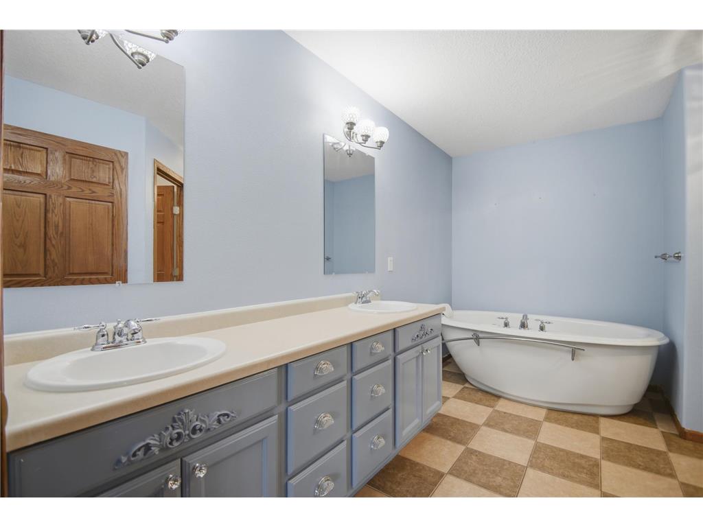 2504 4th Avenue NW Austin MN 55912 7025062 image27
