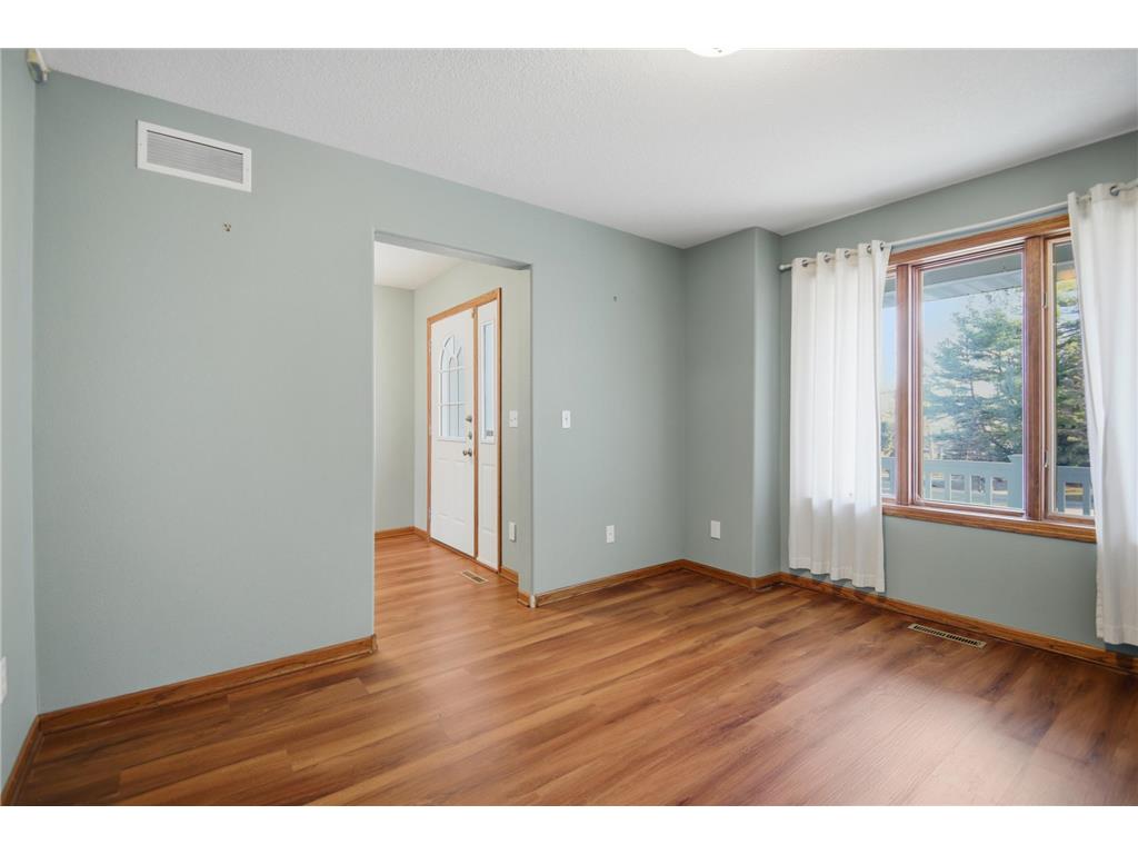 2504 4th Avenue NW Austin MN 55912 7025062 image6