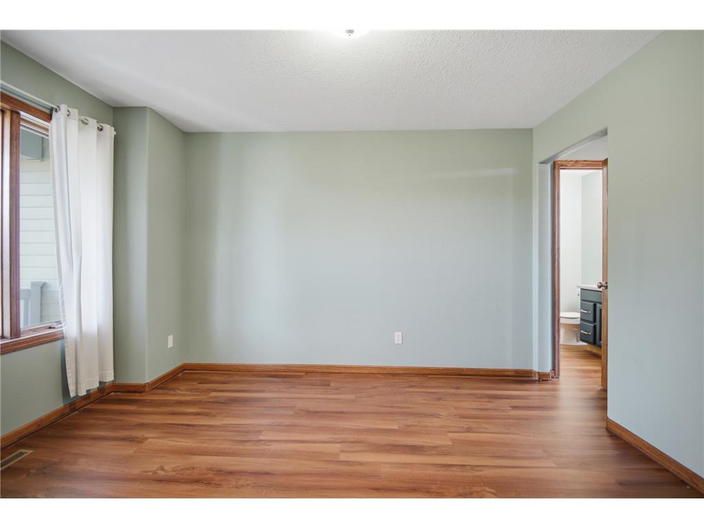 2504 4th Avenue NW Austin MN 55912 7025062 image7