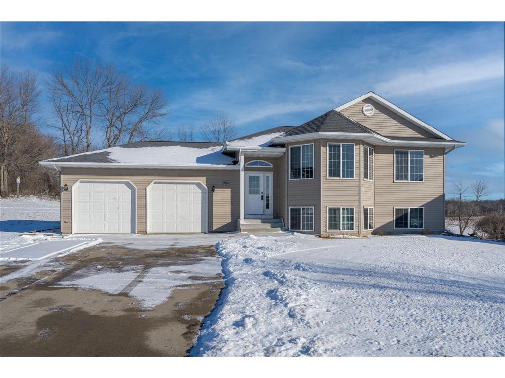 2504 7th Street NE Waseca MN 56093 6491105 image1