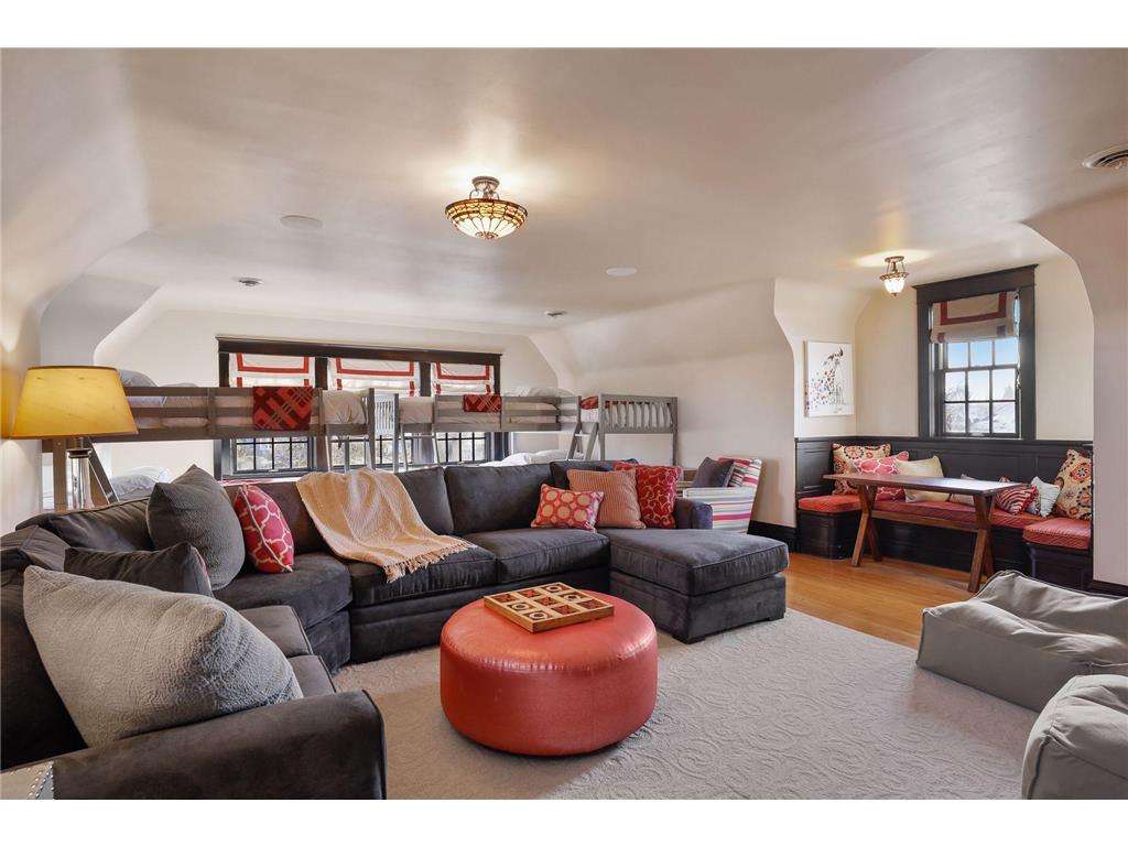 2504 Euclid Place Minneapolis MN 55405 7008026 image45