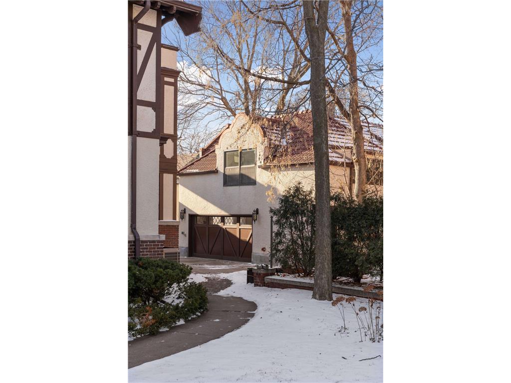 2504 Euclid Place Minneapolis MN 55405 7008026 image60