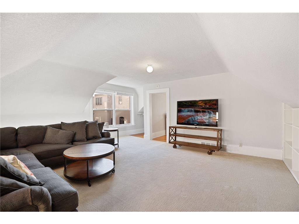 2504 Euclid Place Minneapolis MN 55405 7008026 image63