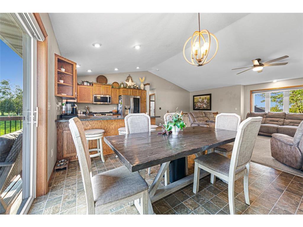 2505 30th Street NW Faribault MN 55021 7061487 image19