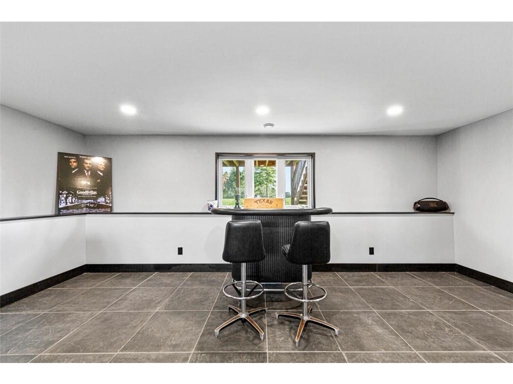 2505 30th Street NW Faribault MN 55021 7061487 image38