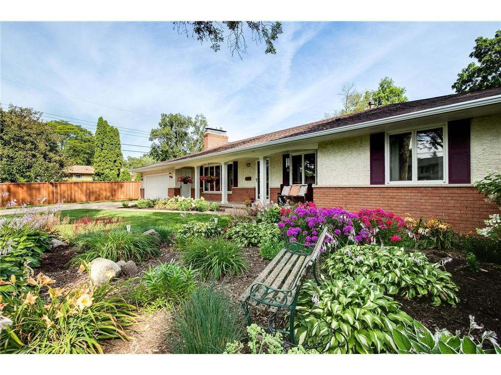 2505 34th Avenue NE Saint Anthony MN 55418 6513220 image1