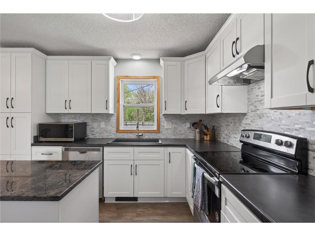 2505 Brenner Street Roseville MN 55113 7022565 image14