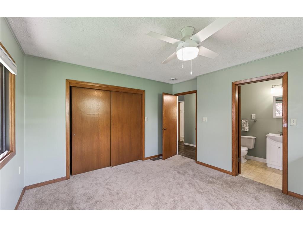 2505 Brenner Street Roseville MN 55113 7022565 image18