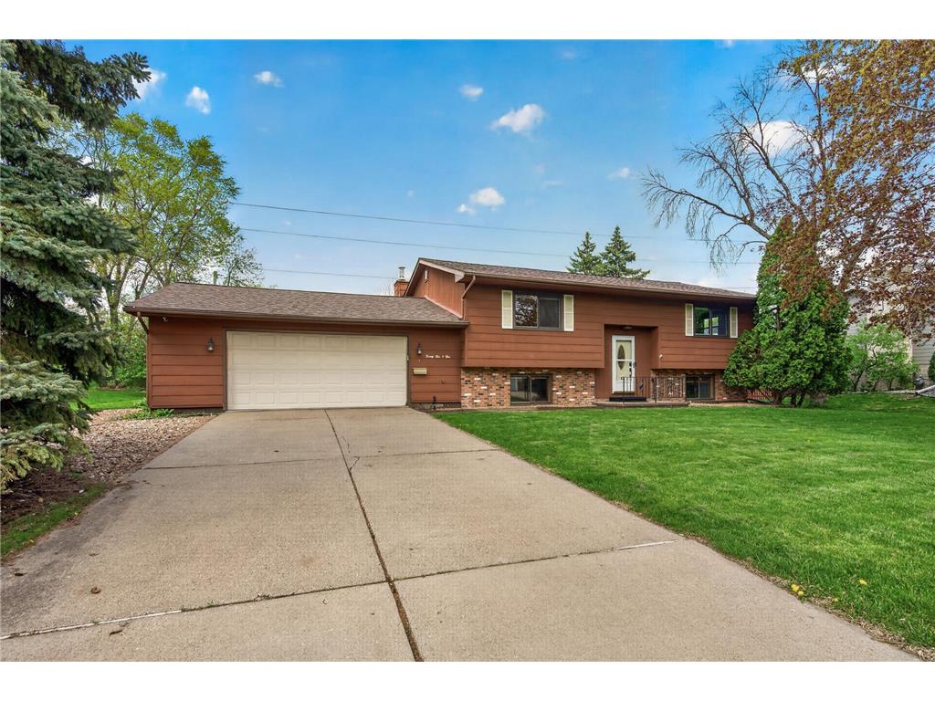 2505 Brenner Street Roseville MN 55113 7022565 image2
