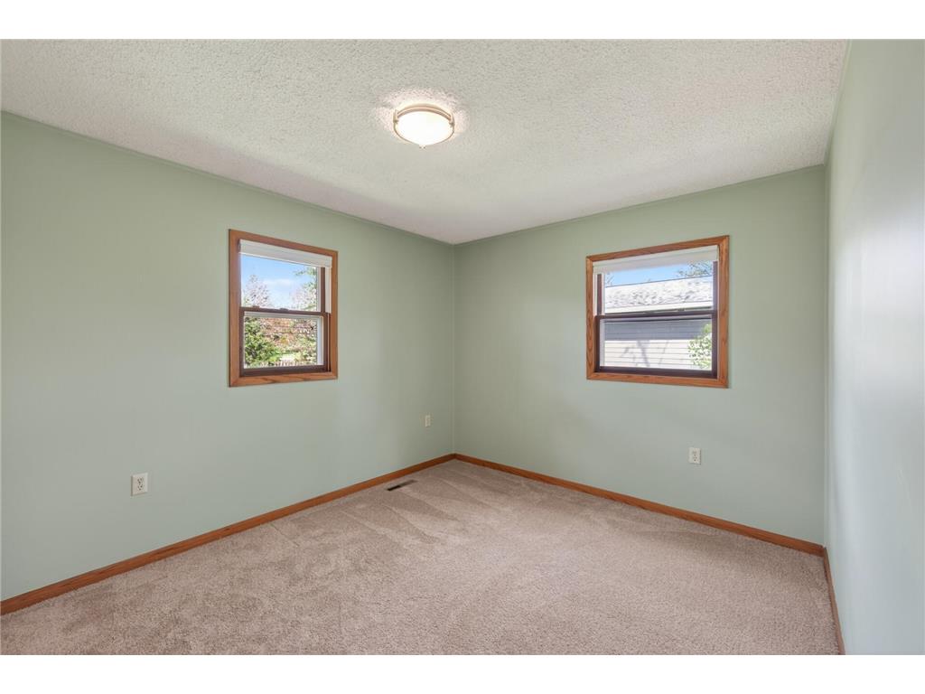 2505 Brenner Street Roseville MN 55113 7022565 image21