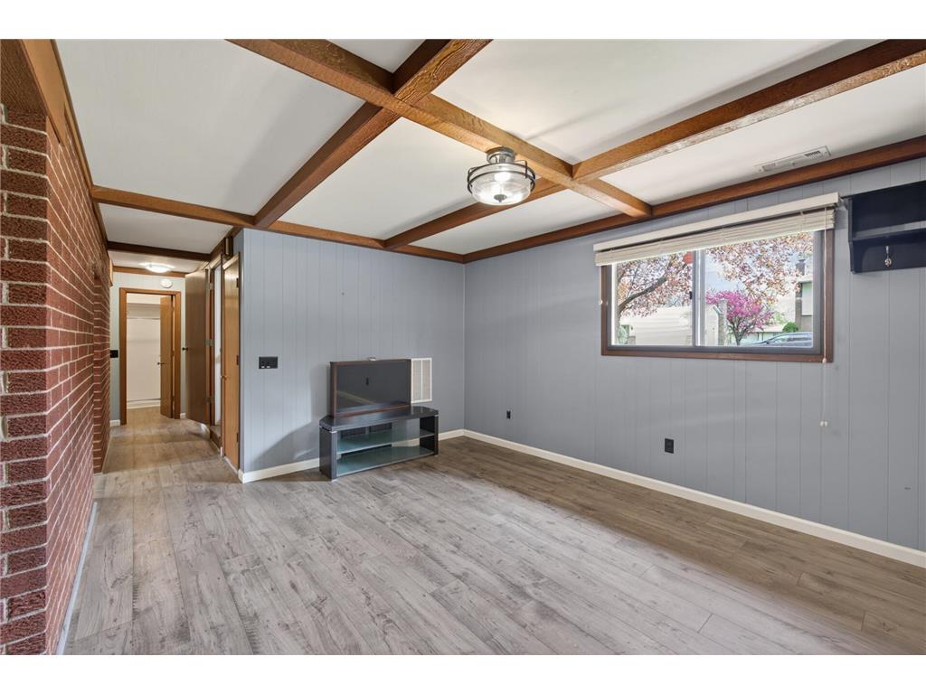 2505 Brenner Street Roseville MN 55113 7022565 image24