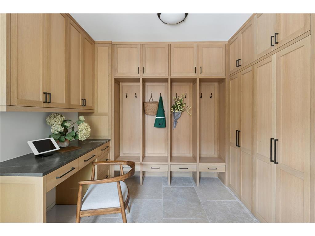 2505 E Lake Of The Isles Parkway Minneapolis MN 55405 - Lake of the Isles 7011797 image57