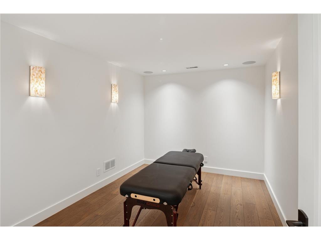 2505 E Lake Of The Isles Parkway Minneapolis MN 55405 - Lake of the Isles 7011797 image60