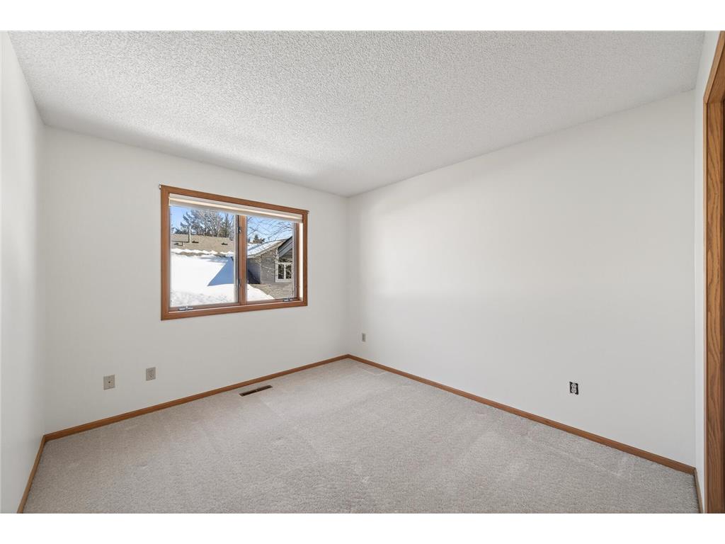 2505 Sumac Ridge White Bear Lake MN 55110 7019365 image18