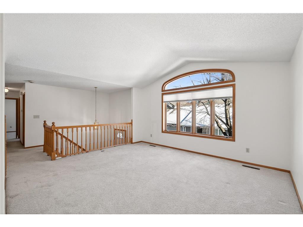 2505 Sumac Ridge White Bear Lake MN 55110 7019365 image3