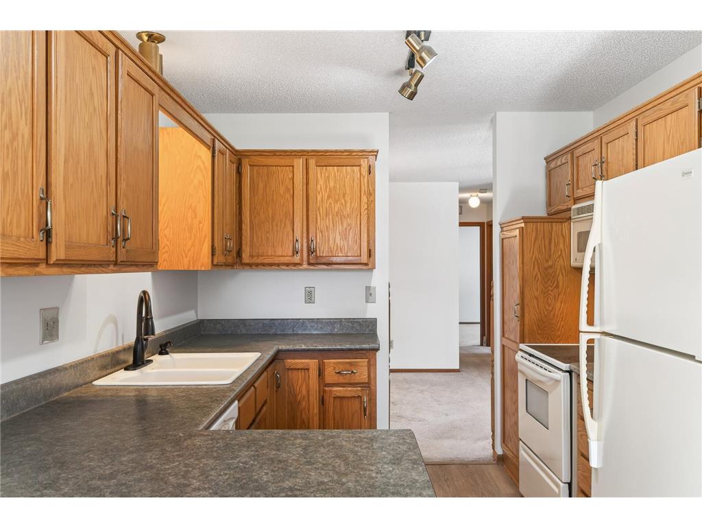 2505 Sumac Ridge White Bear Lake MN 55110 7019365 image7