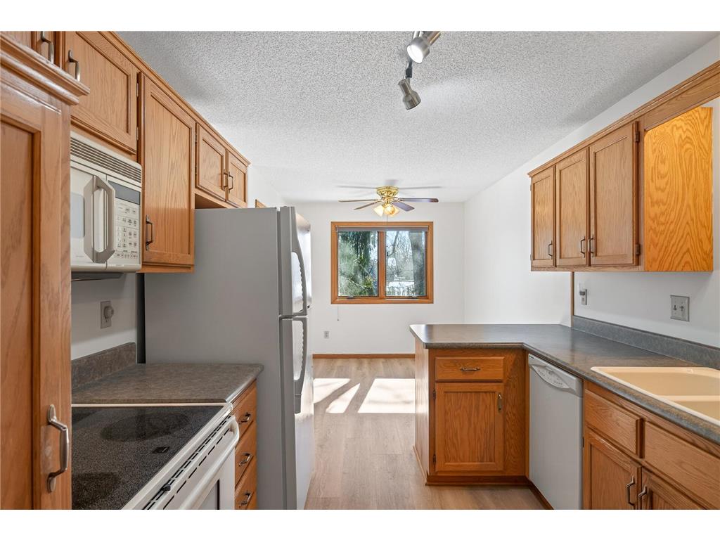 2505 Sumac Ridge White Bear Lake MN 55110 7019365 image8