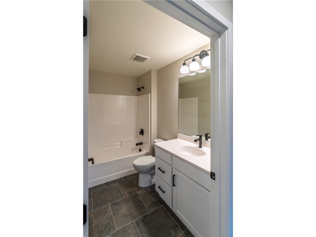 2506 15 Street SE Rochester MN 55904 6785854 image9