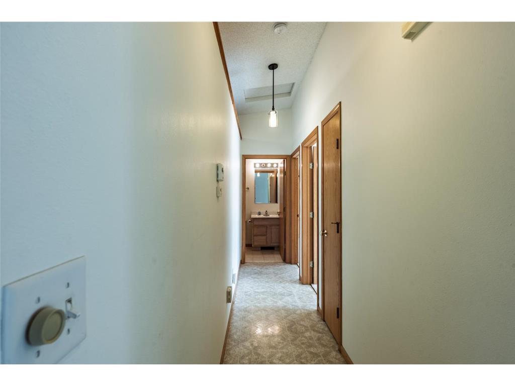 2506 21st Avenue E Hibbing MN 55746 7072010 image16