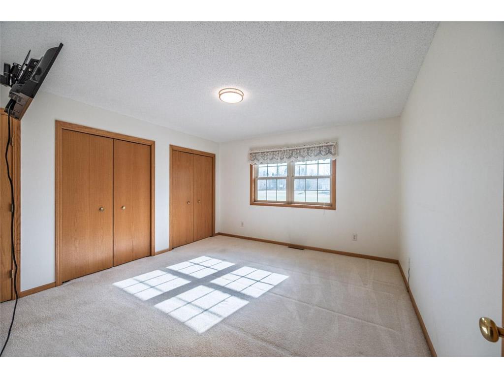 2506 21st Avenue E Hibbing MN 55746 7072010 image20