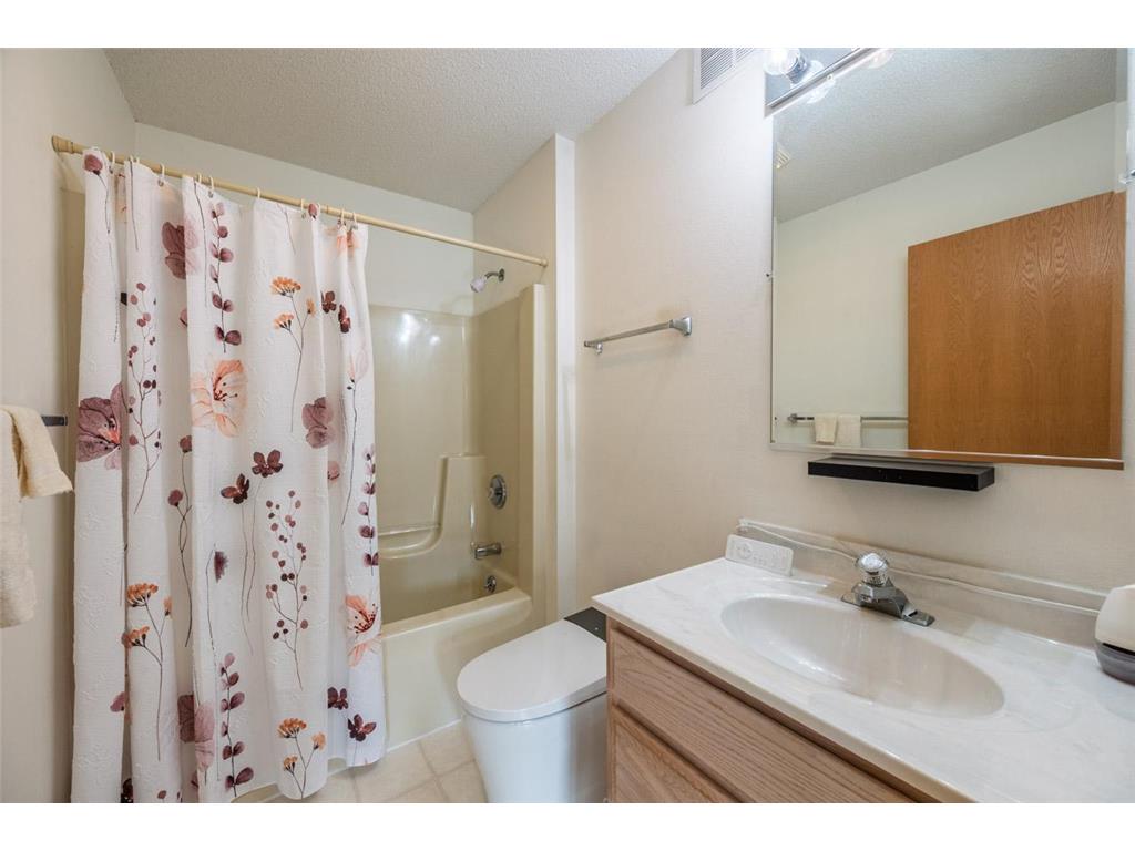 2506 21st Avenue E Hibbing MN 55746 7072010 image22