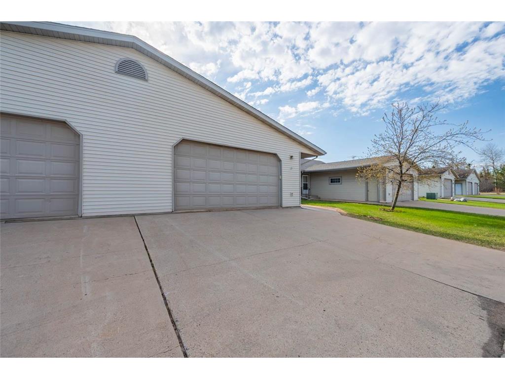 2506 21st Avenue E Hibbing MN 55746 7072010 image25