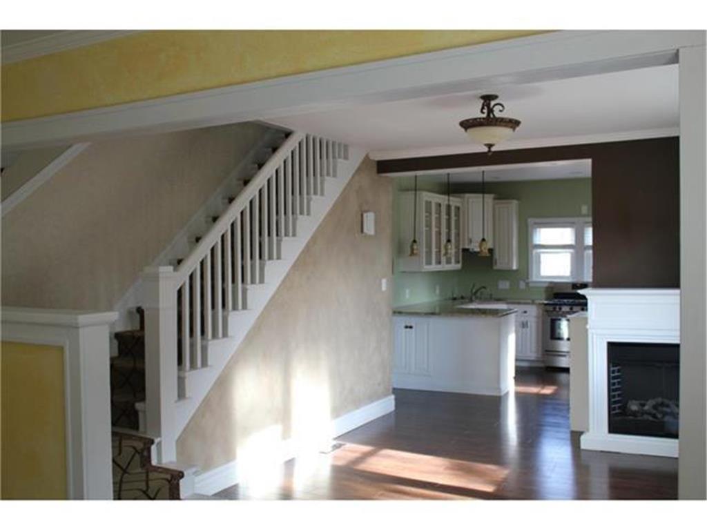 2506 7th Avenue E North Saint Paul MN 55109 7065827 image1