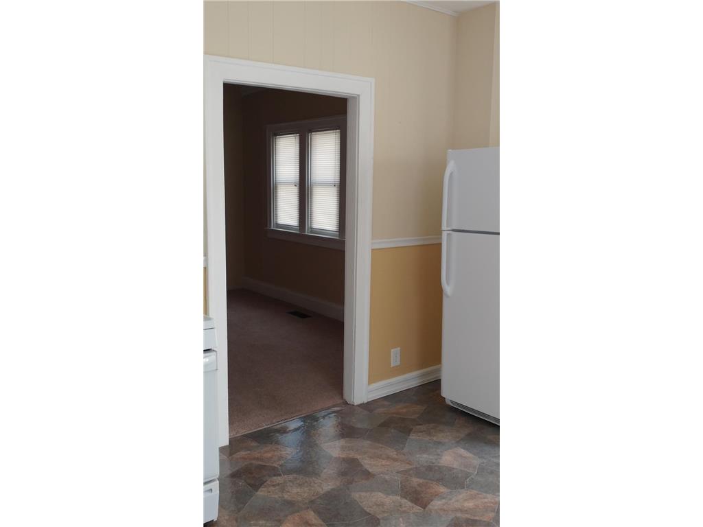 2506 7th Avenue E North Saint Paul MN 55109 7065827 image7