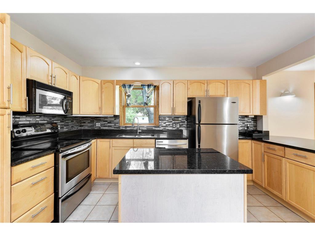 2506 Maple Avenue Anoka MN 55303 - Rum River 6403988 image1