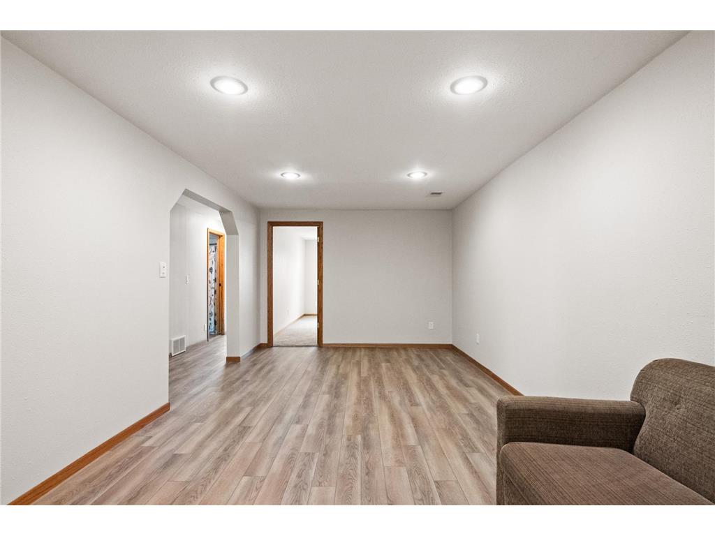 2506 Ranchwood Circle SE Alexandria MN 56308 - Burgen 7018533 image43