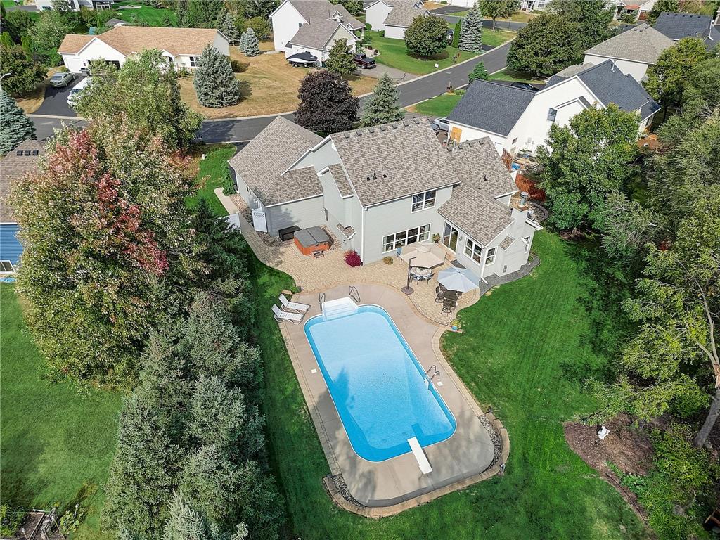 2506 Somerset Knoll, Hudson, WI, 54016 MLS 6450677 Edina Realty