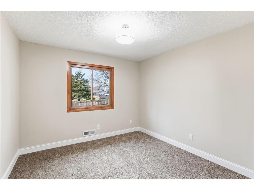 2506 Terrace Drive Burnsville MN 55337 6822469 image11