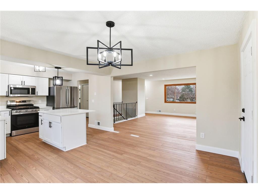 2506 Terrace Drive Burnsville MN 55337 6822469 image5