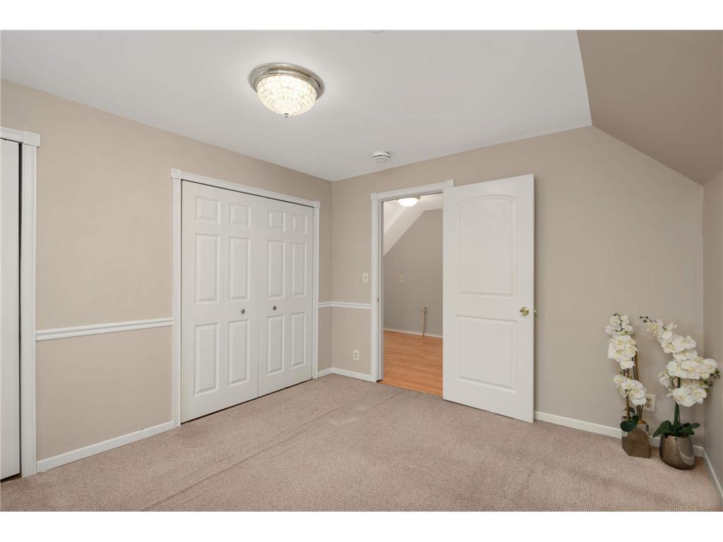 2507 Lyndale Avenue S Minneapolis MN 55405 6812015 image17