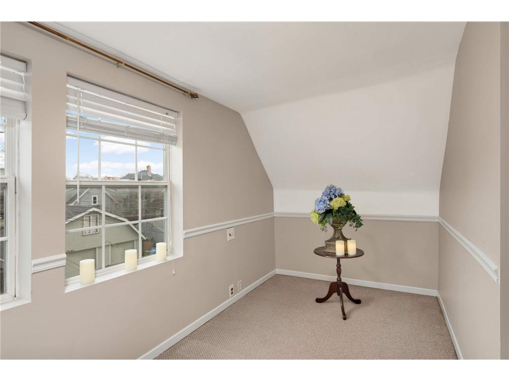 2507 Lyndale Avenue S Minneapolis MN 55405 6812015 image19