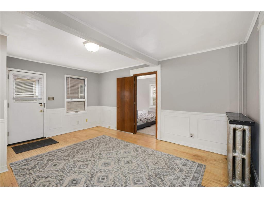 2507 Lyndale Avenue S Minneapolis MN 55405 6812015 image28