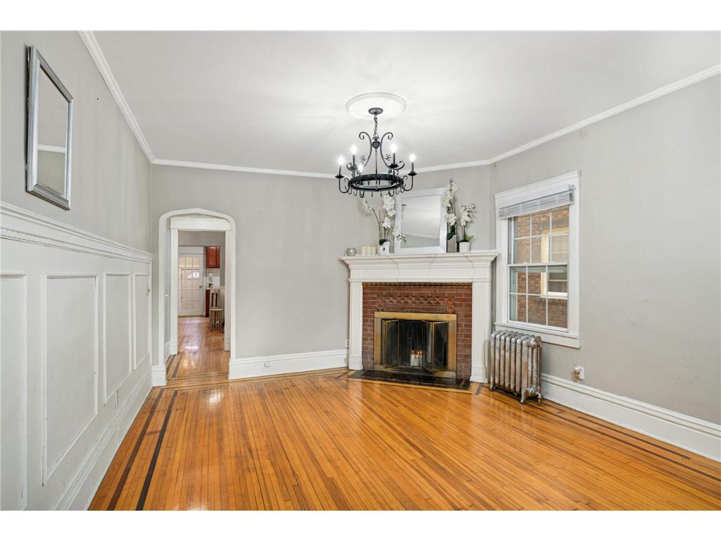 2507 Lyndale Avenue S Minneapolis MN 55405 6812015 image3