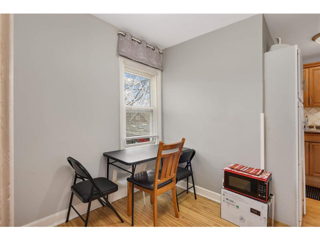 2507 Lyndale Avenue S Minneapolis MN 55405 6812015 image32