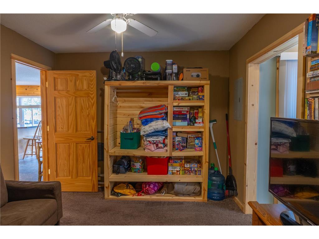 2507 Susans Island International Falls MN 56649 - Rainy 6746476 image17