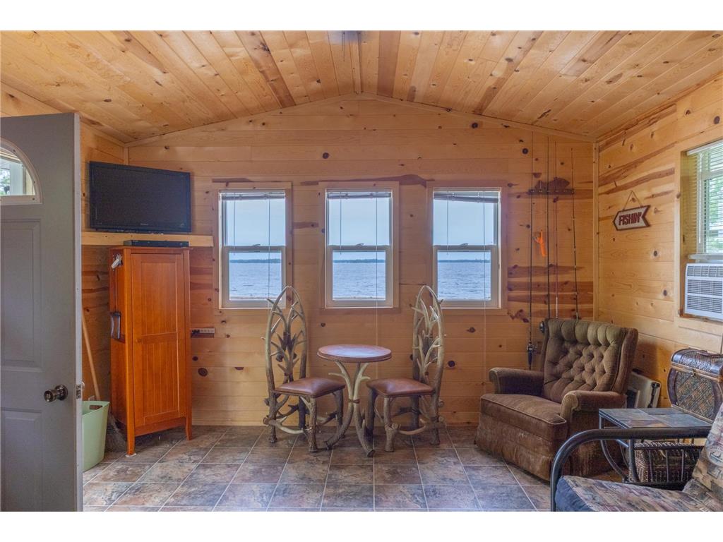 2507 Susans Island International Falls MN 56649 - Rainy 6746476 image24